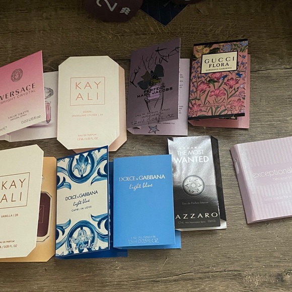 Bundle of Fragrance Samples - Picture 2 of 4